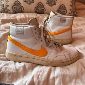Vintage Nike Dunks High-Top Sneakers 7 women’s GUC